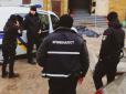 Родичі у самогубство не вірять: У Києві з вікна багатоповерхівки випав нацгвардієць
